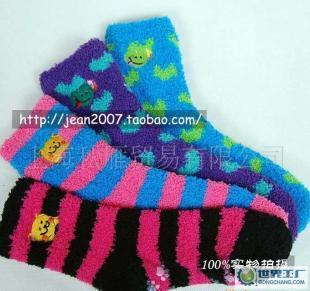 外貿(mào)原單女式絲絨全棉加厚中筒地板襪 糖果多色，實用與美觀兼?zhèn)? class=